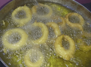 Onion Ring Pakora Pakistani Food Recipe5