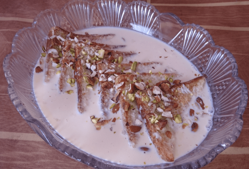 Tasty Shahi Tukary Pakistani Food Recipe (With Video)