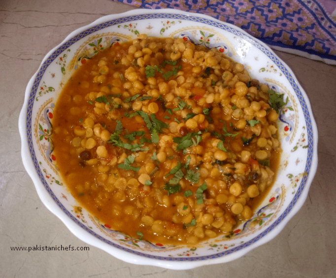 Chana Dal Dhaba Style Pakistani Food Recipe (With Video)