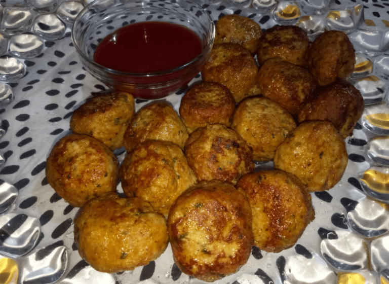 Delicious Chicken Balls for Kids Pakistani Food Recipe (With Video)