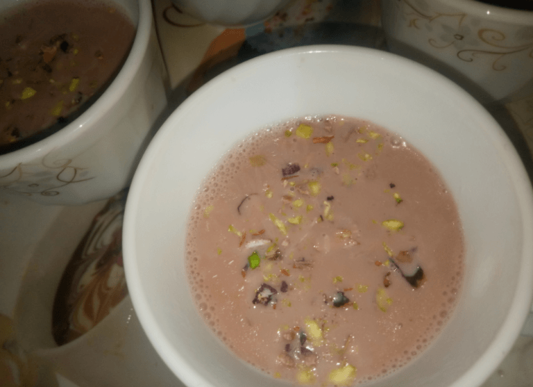 Kashmiri Chai Pink Tea Pakistani Food Recipe