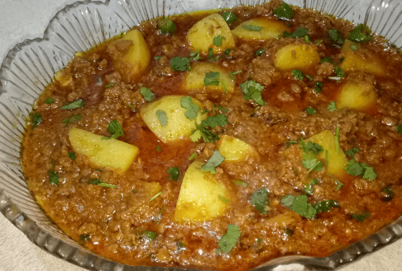 Tasty Aloo Keema Pakistani Food Recipe (With Video)