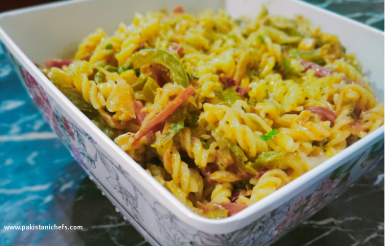 Vegetable Cheese Macaroni Pakistani Food Recipe (With Video)