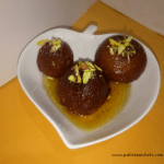 Gulab Jamun With Milk Powder Pakistani Food Recipe (With Video)