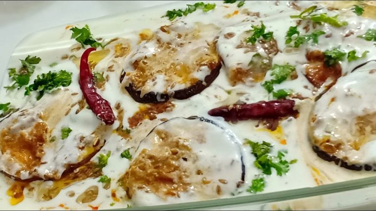 Dahi Waly Baingan Pakistani Food Recipe (With Video)