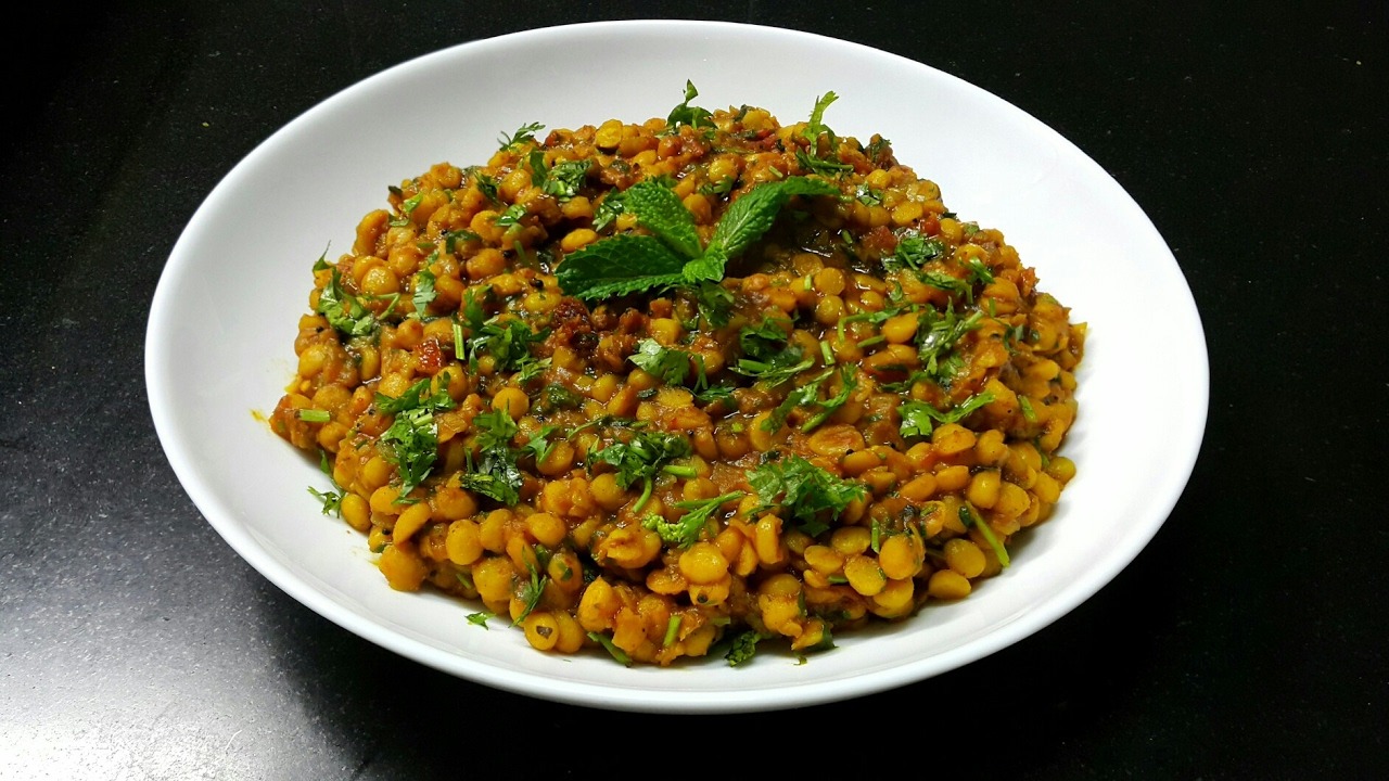 Dry Chana Dal (Gujarati Style) Pakistani Food Recipe