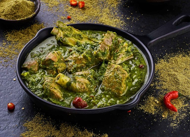 Delicious  & Tasty Mutton Saagwala Pakistani Food Recipe