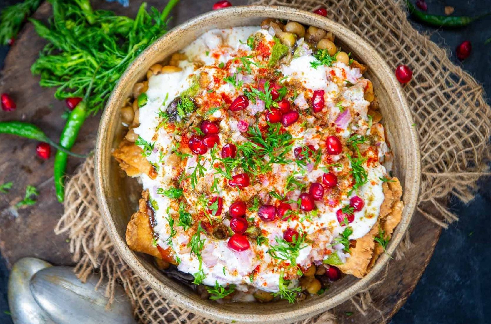 Tasty & Delicious Matar Samosa Chaat Pakistani Food Recipe