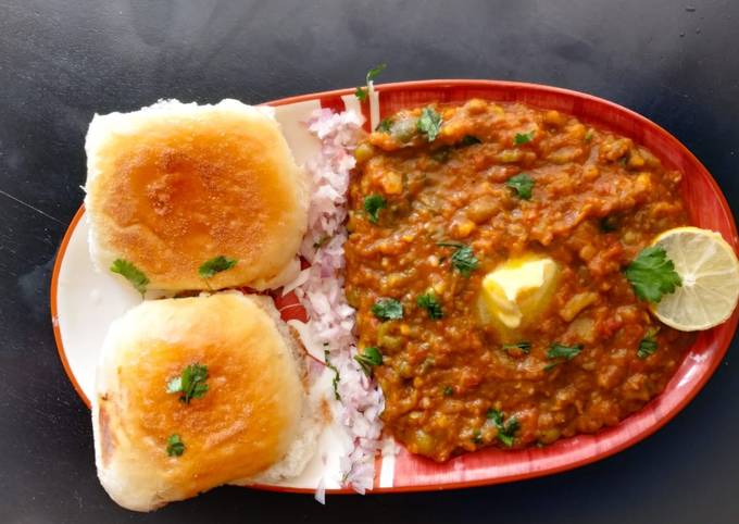 Delicious Pav Bhaji Pakistani Food Recipe