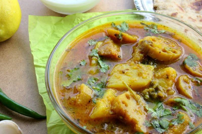 Bhae Ki Sabzi Or Lotus Root With Potatoes Pakistani Food Recipe