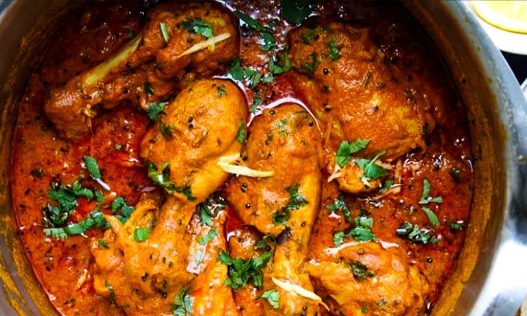 Delicious Hyderabadi Dum Chicken Gravy Pakistani Food Recipe