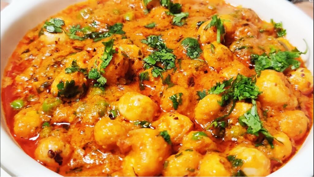Delicious Matar Makhana Curry Pakistani Food Recipe