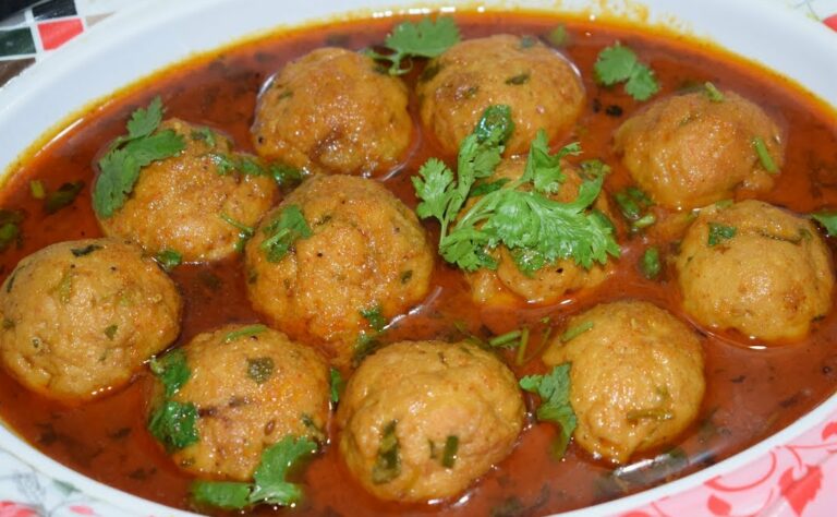 Delicious Chicken Kofta Curry Pakistani Food Recipe